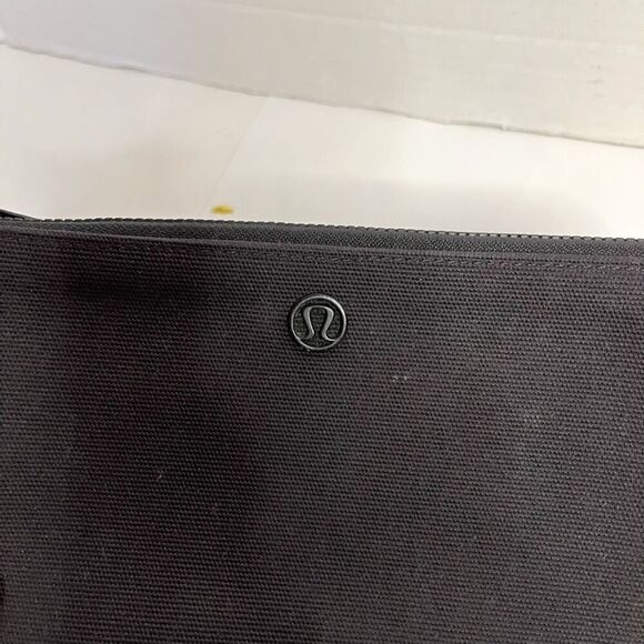 Lululemon Athletica Double Up Zip Pockets Black Clutch Pouch Wristlet Wallet - Picture 9 of 12